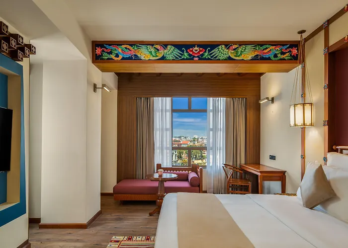 Hotel Varnabas Museum 5*